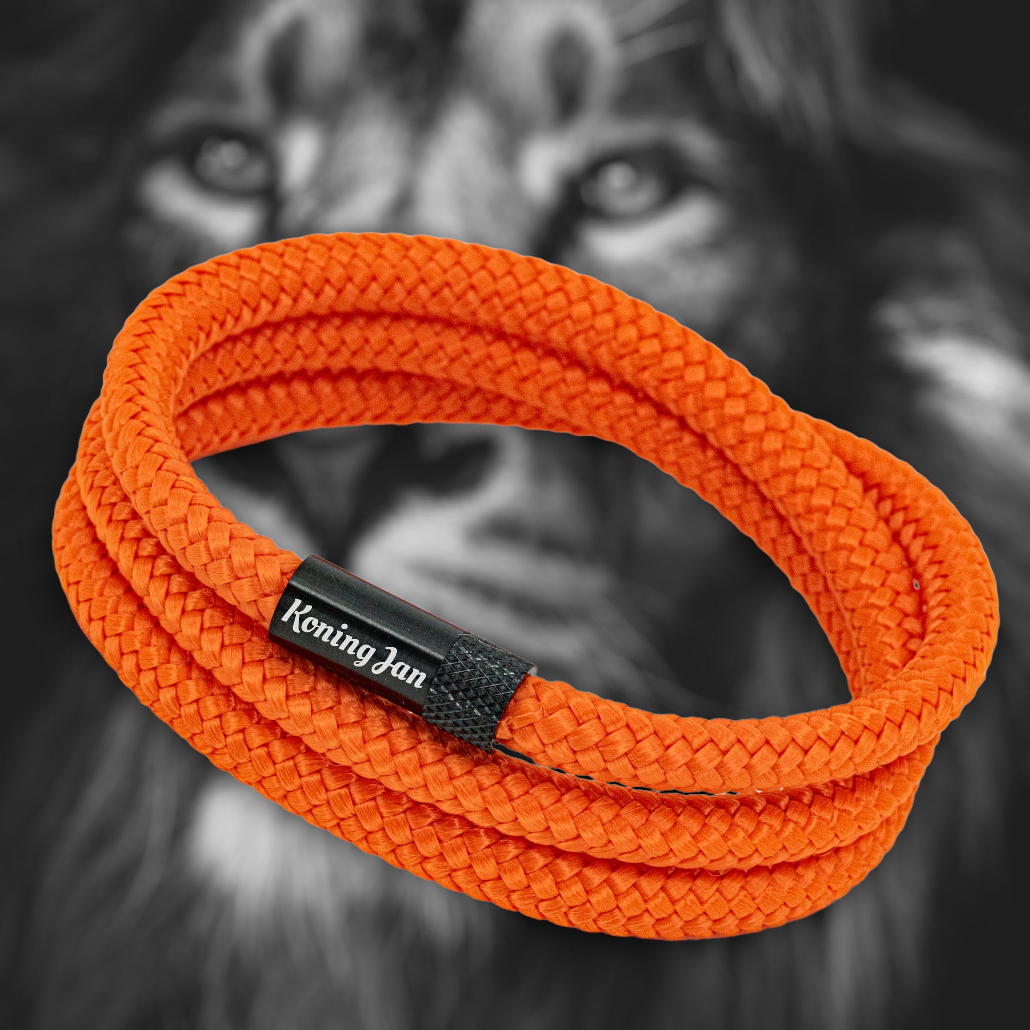 Orangefarbenes Löwenarmband mit Gravur Ihres eigenen Namens